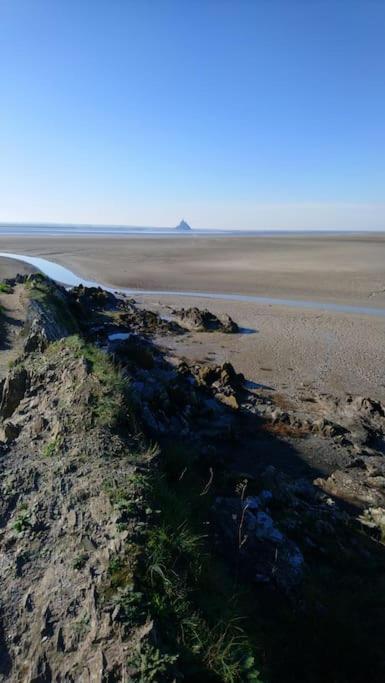 Gite La Mer, A La Campagne En Normandie, Proche Du Mont St Michel Lolif Exterior foto